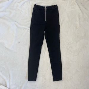 Black High waisted Zip Up Ring Jeans